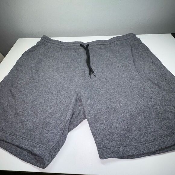 Old Navy Other - gray fleece shorts nwot size xxl